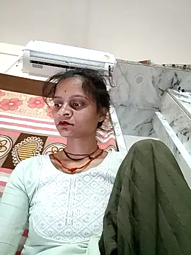Snapshot of Sonam_dhakad chatting on 04-01-26, 11:57 Sonam dhakad online show from 04-01-26, 11:57