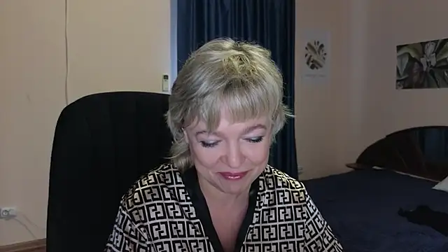 Snapshot of Rosette_Pricky chatting on 09-12-25, 01:44 Rosette Pricky online show from 09-12-25, 01:44