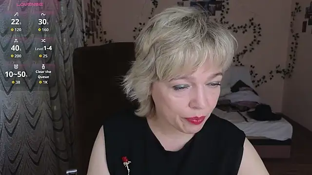 Snapshot of Rosette_Pricky chatting on 10-23-25, 02:16 Rosette Pricky online show from 10-23-25, 02:16
