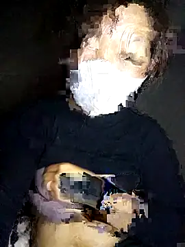 Snapshot of qychiu chatting on 11-12-25, 08:37 qychiu online show from 11-12-25, 08:37