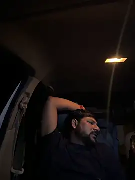 Snapshot of DeepakFucker01 chatting on 10-22-25, 04:18 DeepakFucker01 online show from 10-22-25, 04:18