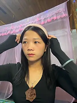 thaoyeuuu online show from 10-26-25, 09:15