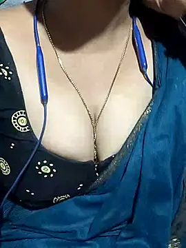 Snapshot of telugu-juliet chatting on 10-29-25, 05:47 telugu-juliet online show from 10-29-25, 05:47