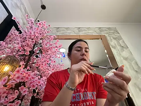 TessaCooper1 online show from 07-02-26, 07:42