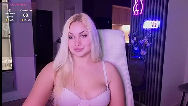 Snapshot of adrelaxina chatting on 12-03-25, 03:54 adrelaxina online show from 12-03-25, 03:54