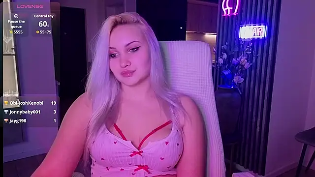 Snapshot of adrelaxina chatting on 12-04-25, 03:54 adrelaxina online show from 12-04-25, 03:54