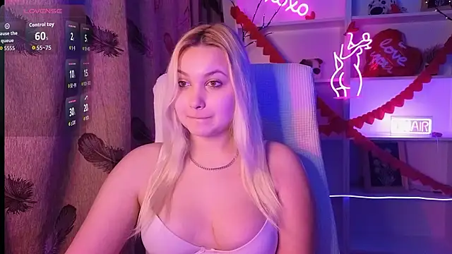 Snapshot of adrelaxina chatting on 02-19-26, 01:56 adrelaxina online show from 02-19-26, 01:56