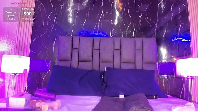 BustyGlow online show from 03-19-26, 09:46