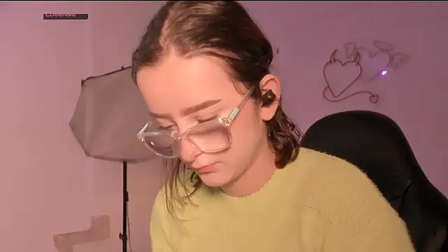 kristal joi dl online show from 10-01-25, 12:22