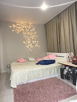 Bellissa  online show from 11-27-25, 10:39