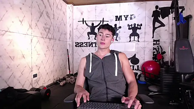 AustinJones  online show from 01-05-26, 07:17