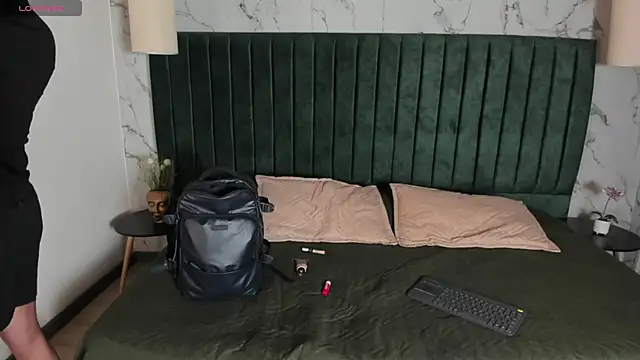 AustinJones  online show from 01-12-26, 07:19