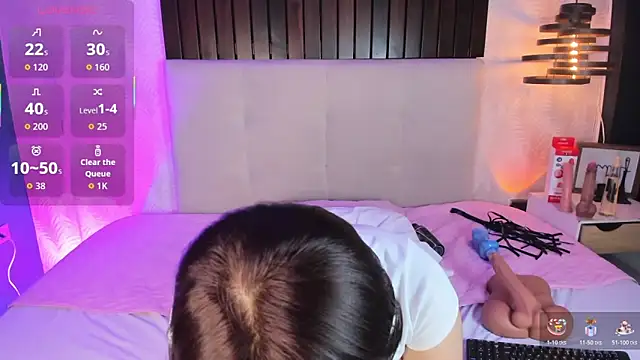 Creamy Angelo online show from 01-16-26, 04:16