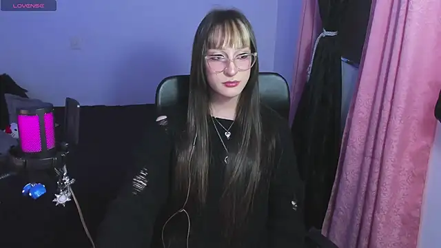 starrraura online show from 03-18-26, 11:30