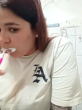 Snapshot of yesica87 chatting on 09-16-25, 06:42 yesica87 online show from 09-16-25, 06:42