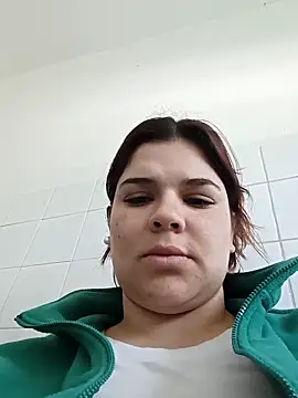 Snapshot of yesica87 chatting on 09-26-25, 02:10 yesica87 online show from 09-26-25, 02:10