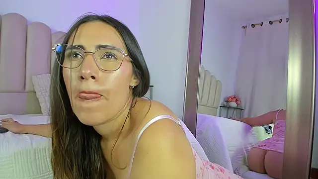 Valey x online show from 06-30-26, 04:24