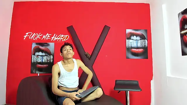 Snapshot of BEAUTY_BOYS1 chatting on 03-03-26, 07:20 BEAUTY BOYS1 online show from 03-03-26, 07:20