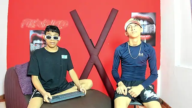 Snapshot of BEAUTY_BOYS1 chatting on 03-04-26, 07:20 BEAUTY BOYS1 online show from 03-04-26, 07:20