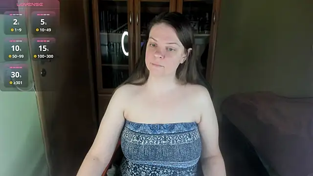 MiaLores online show from 04-14-26, 09:48