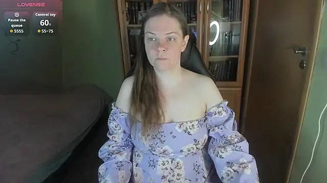 MiaLores online show from 06-13-26, 10:13