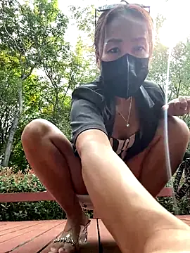 Snapshot of xiaoliansweet chatting on 09-15-25, 06:02 xiaoliansweet online show from 09-15-25, 06:02