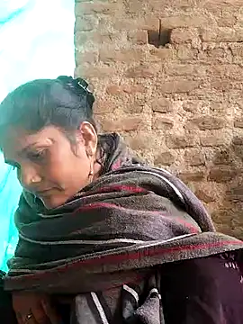 Snapshot of Rakhi_j chatting on 11-17-25, 09:48 Rakhi j online show from 11-17-25, 09:48