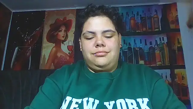 Snapshot of Hailey_Curvy chatting on 06-29-26, 08:20 Hailey Curvy online show from 06-29-26, 08:20
