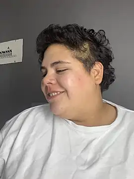 Snapshot of Hailey_Curvy chatting on 07-28-26, 11:17 Hailey Curvy online show from 07-28-26, 11:17