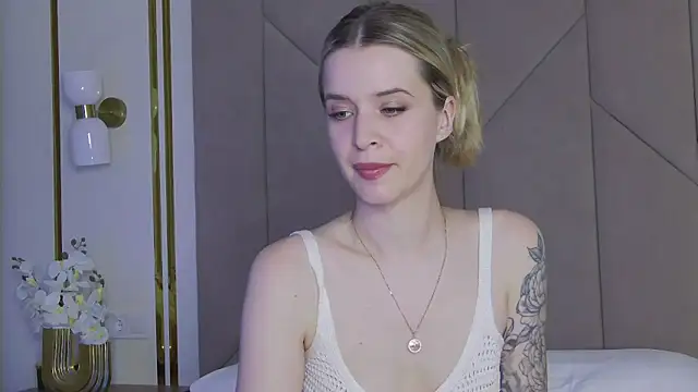 Touch me online show from 10-05-25, 04:27