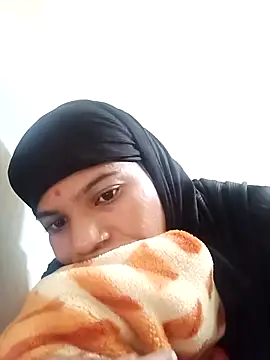 Rubi sarma online show from 10-04-25, 01:36