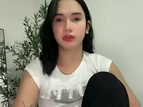 Sweet Hannahx online show from 07-22-26, 01:25