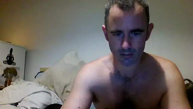 Snapshot of whatYwantMorrre chatting on 10-10-25, 02:38 whatYwantMorrre online show from 10-10-25, 02:38