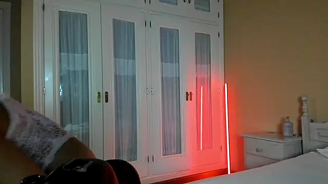 suzysuza online show from 10-03-25, 03:09