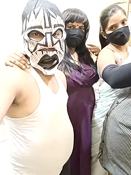 Snapshot of Hot_modal chatting on 11-23-25, 04:51 Hot modal online show from 11-23-25, 04:51