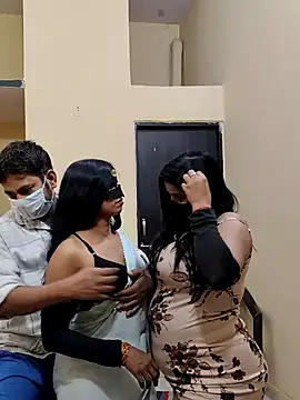 Snapshot of Hot_modal chatting on 11-25-25, 05:46 Hot modal online show from 11-25-25, 05:46