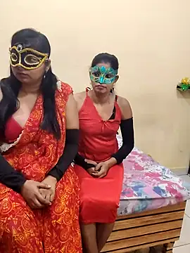 Snapshot of Hot_modal chatting on 12-17-25, 04:57 Hot modal online show from 12-17-25, 04:57