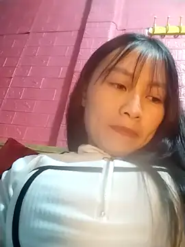   Sasulq   online show from 10-12-25, 01:10