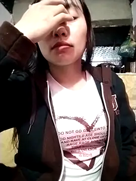   Sasulq   online show from 11-06-25, 12:28