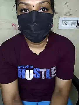 Snapshot of Tamil_Attitude_queen chatting on 10-03-25, 07:33 Tamil Attitude queen online show from 10-03-25, 07:33