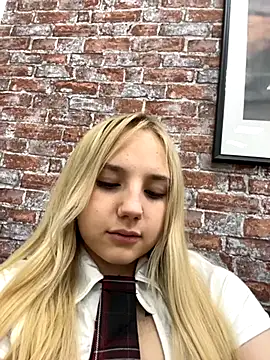 Sky Cutie online show from 10-07-25, 04:20