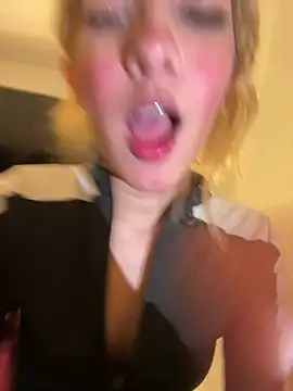 SweetBunnyGF online show from 05-23-26, 11:42