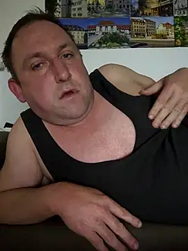 Snapshot of GenuineDedication42 chatting on 02-17-26, 02:57 GenuineDedication42 online show from 02-17-26, 02:57