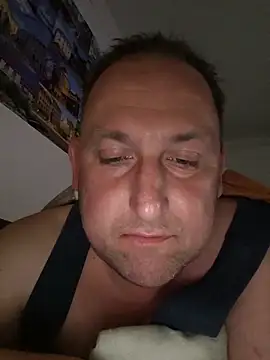 Snapshot of GenuineDedication42 chatting on 03-11-26, 04:24 GenuineDedication42 online show from 03-11-26, 04:24