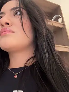 Lu090  online show from 09-23-25, 04:10