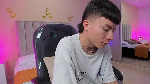 Nascary Fox online show from 01-13-26, 07:41