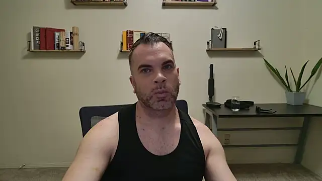 Snapshot of Ty_lerDavid chatting on 02-06-26, 06:44 Ty lerDavid online show from 02-06-26, 06:44