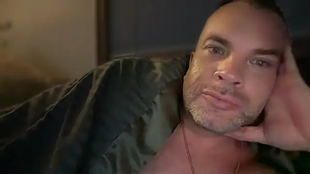 Snapshot of Ty_lerDavid chatting on 04-04-26, 06:33 Ty lerDavid online show from 04-04-26, 06:33