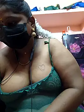 Snapshot of bakyasree143 chatting on 11-03-25, 12:24 bakyasree143 online show from 11-03-25, 12:24