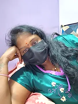 Snapshot of bakyasree143 chatting on 11-13-25, 09:19 bakyasree143 online show from 11-13-25, 09:19